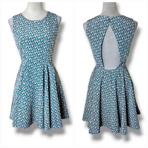 Pinkyotto Floral Mini Dress Fit & Flare Open Back Summer Twee Size Small